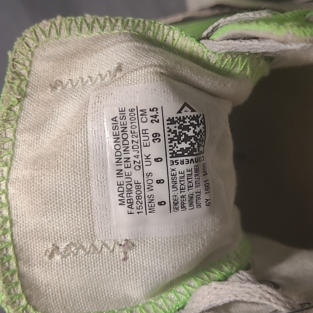 Converse - Picture 4 of 4